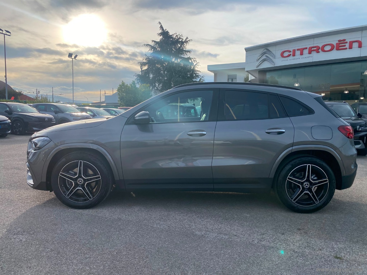 Mercedes-Benz Classe GLA GLA 200 d Automatic AMG Line Extra - Immagine 8