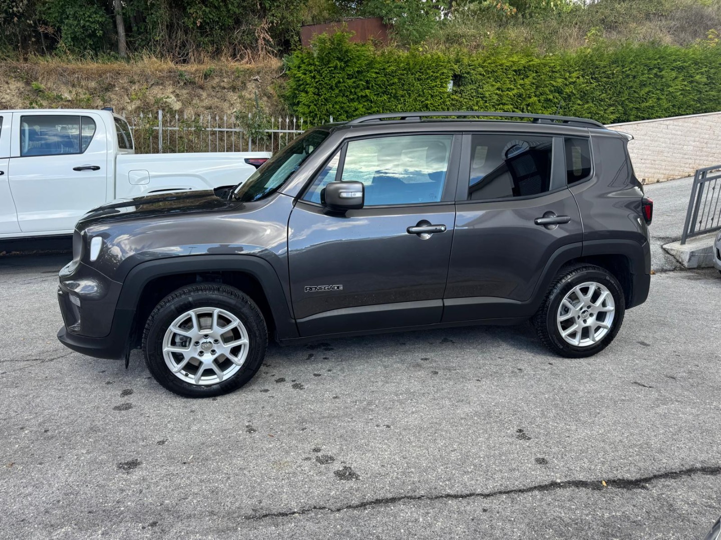 Jeep Renegade 2.0 Mjt 140 CV 4WD AD.L.Limited - Immagine 8