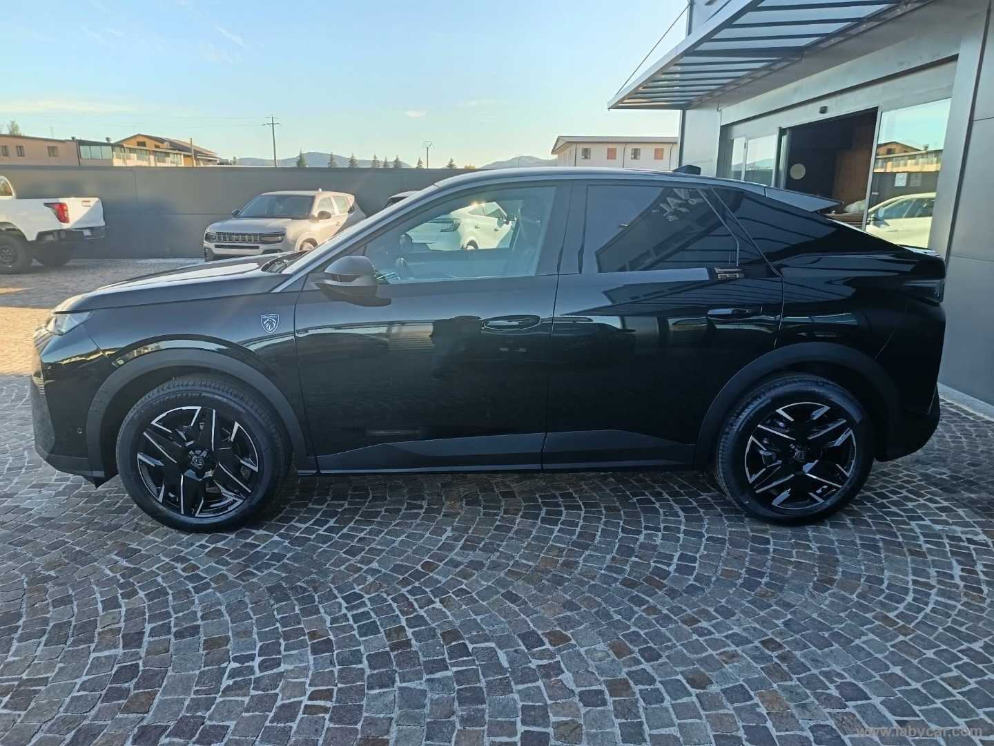 3008 Hybrid 145 e-DCS6 GT - immagine 8