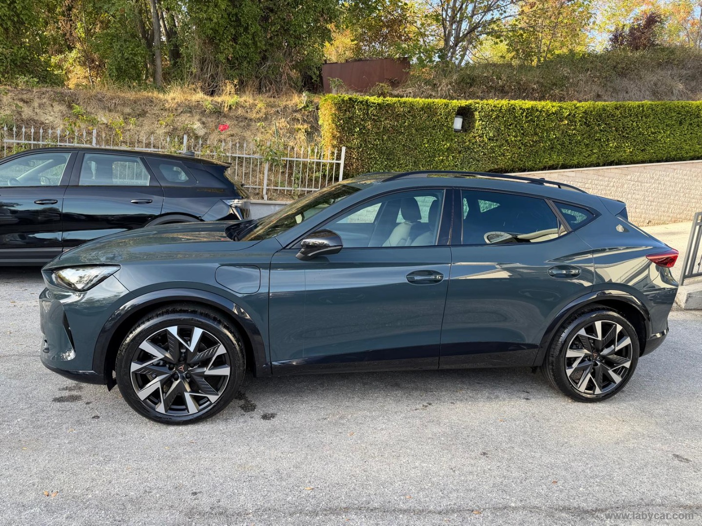 CUPRA Formentor 1.5 e-Hybrid DSG - Immagine 8