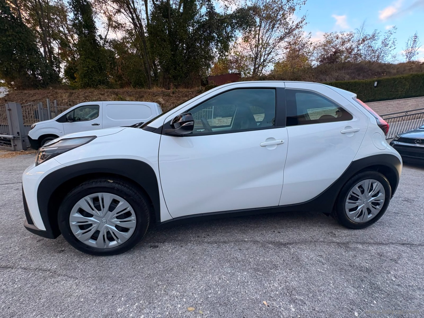 Toyota Aygo X 1.5 Hybrid 115 CV 5p. - Immagine 8