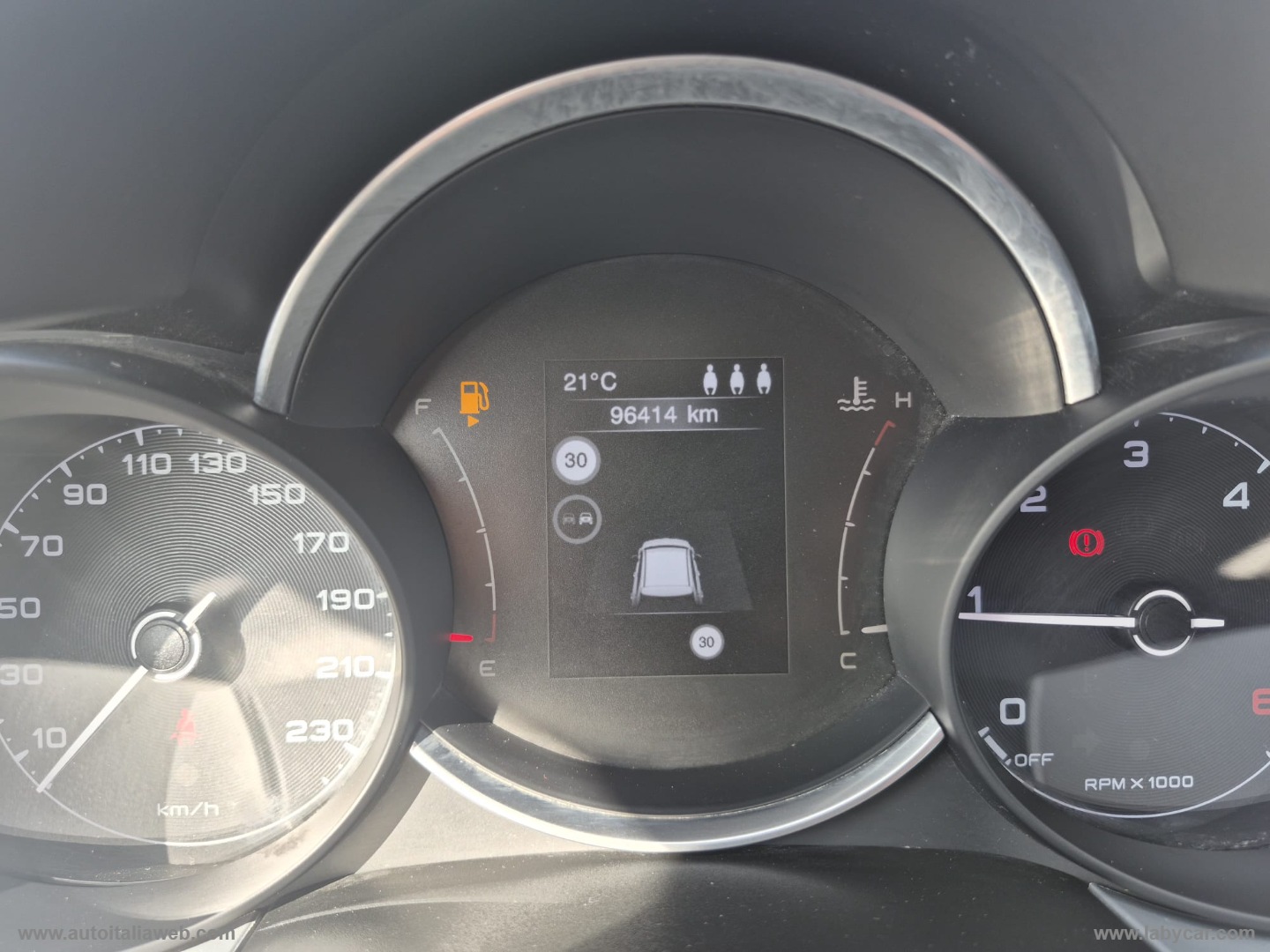 500X 1.3 M.Jet 95 CV Sport - immagine 8