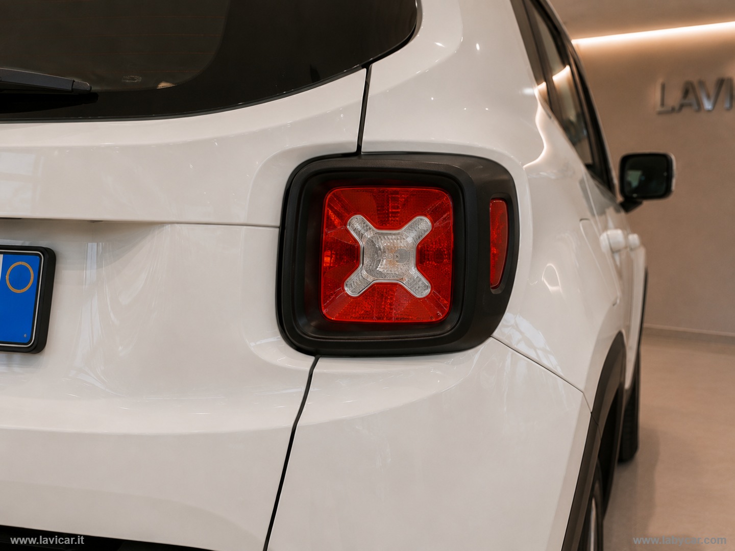 Renegade 1.6 Mjt 120CV Longitude - immagine 8