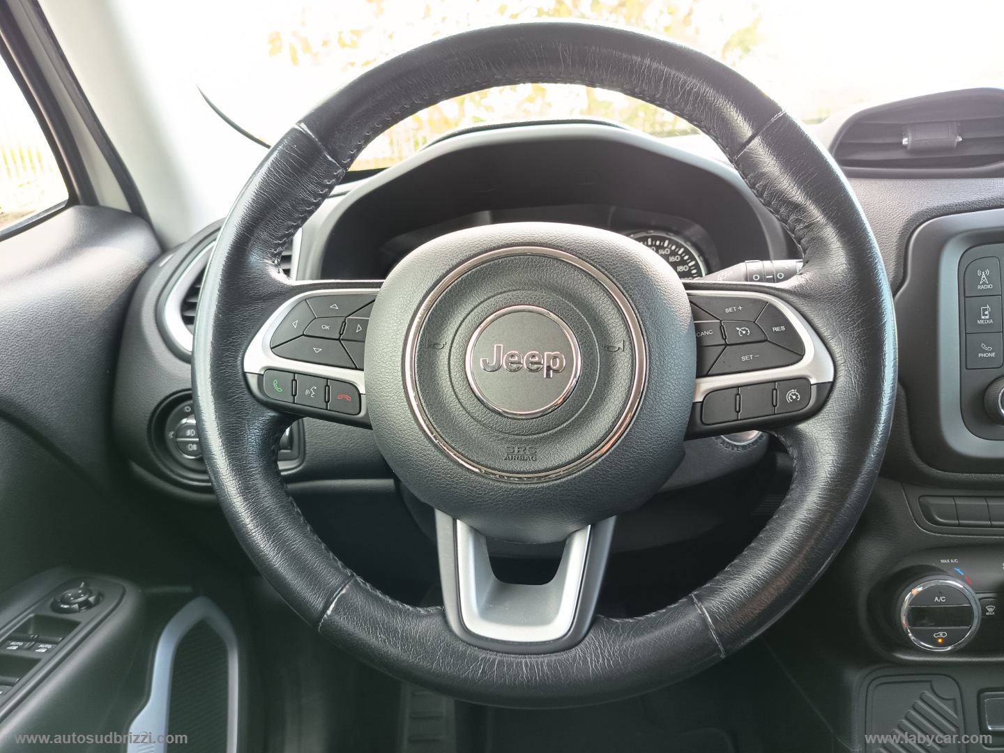 Renegade 1.6 Mjt 120CV Limited - immagine 8