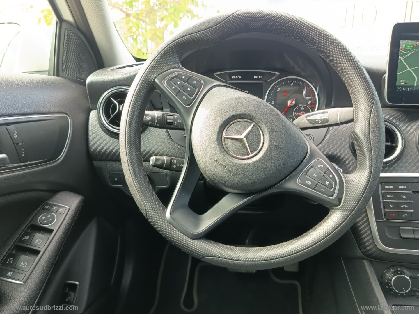 GLA 200 d Automatic Business - immagine 8