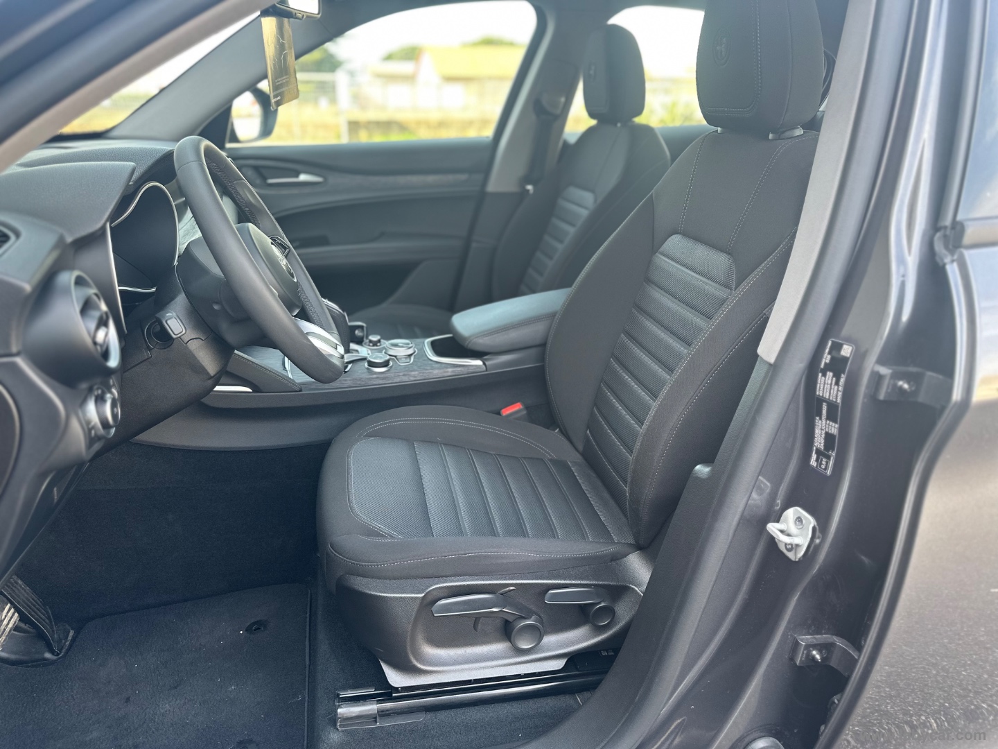 Stelvio 2.2 T.diesel 190 CV AT8 Q4 Bus. - immagine 8