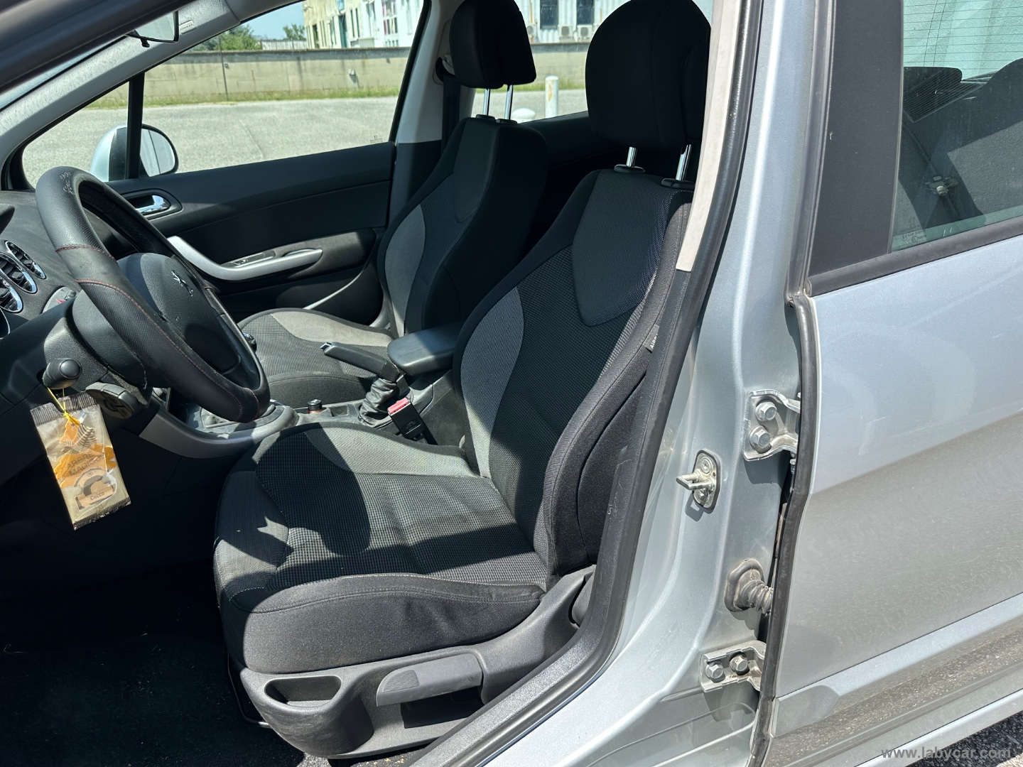 308 1.6 HDi 110 CV 5p. - immagine 8