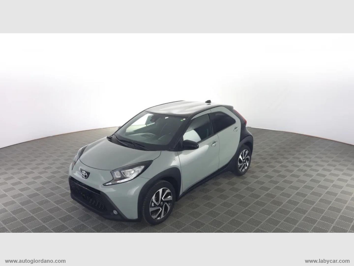 Aygo X 1.0 VVT-i 72 CV 5p. Trend - immagine 8