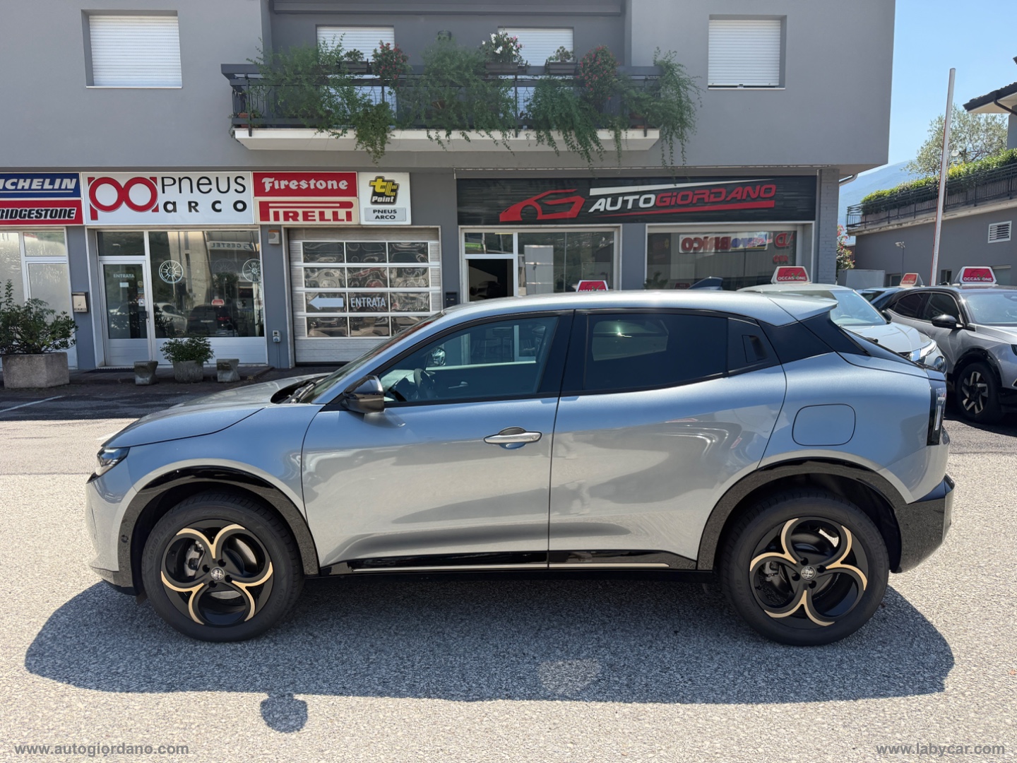 Junior 1.2 145CV Hybrid eDCT6 Q4 Intensa - immagine 8