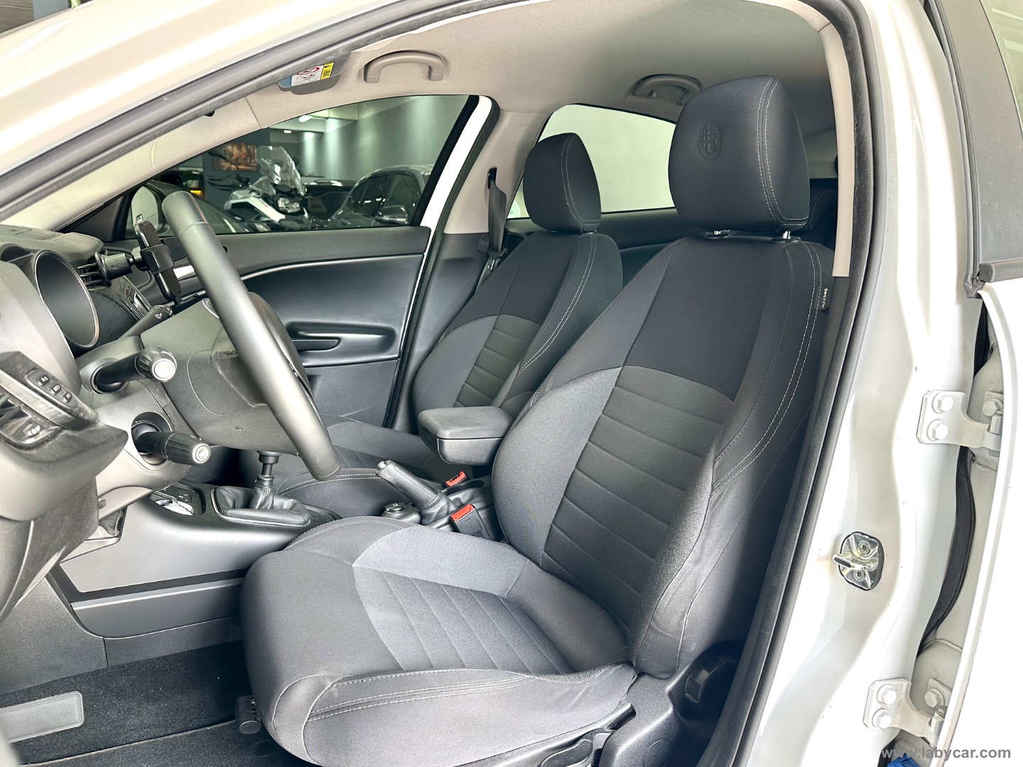 Giulietta 1.6 JTDm 120 CV Business UNIPRO*CERT - immagine 8