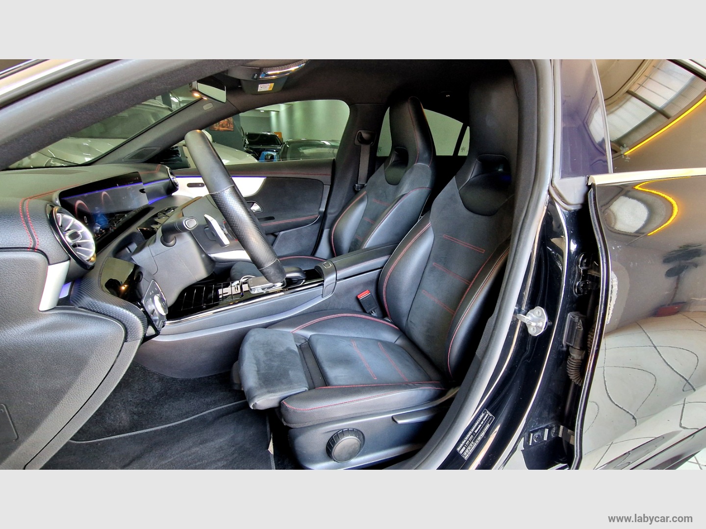 CLA 180 d Automatic Premium AMG - immagine 8