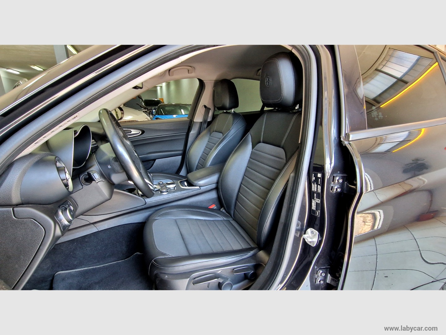 Giulia 2.2 TD 160 CV AT8 Executive - immagine 8