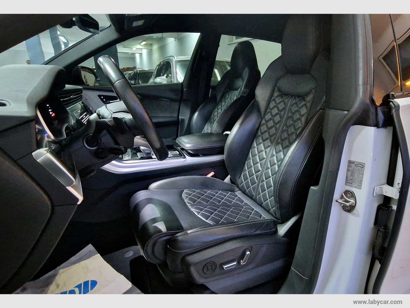 Q8 SUV TDI qu. 170 kW tiptr. S line ed. - immagine 8