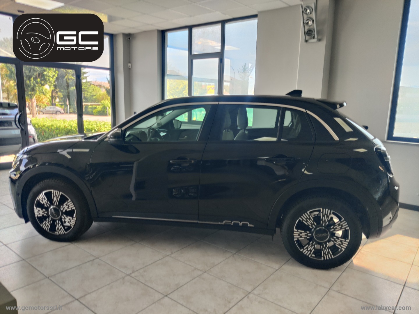 600 Hybrid MHEV - immagine 8