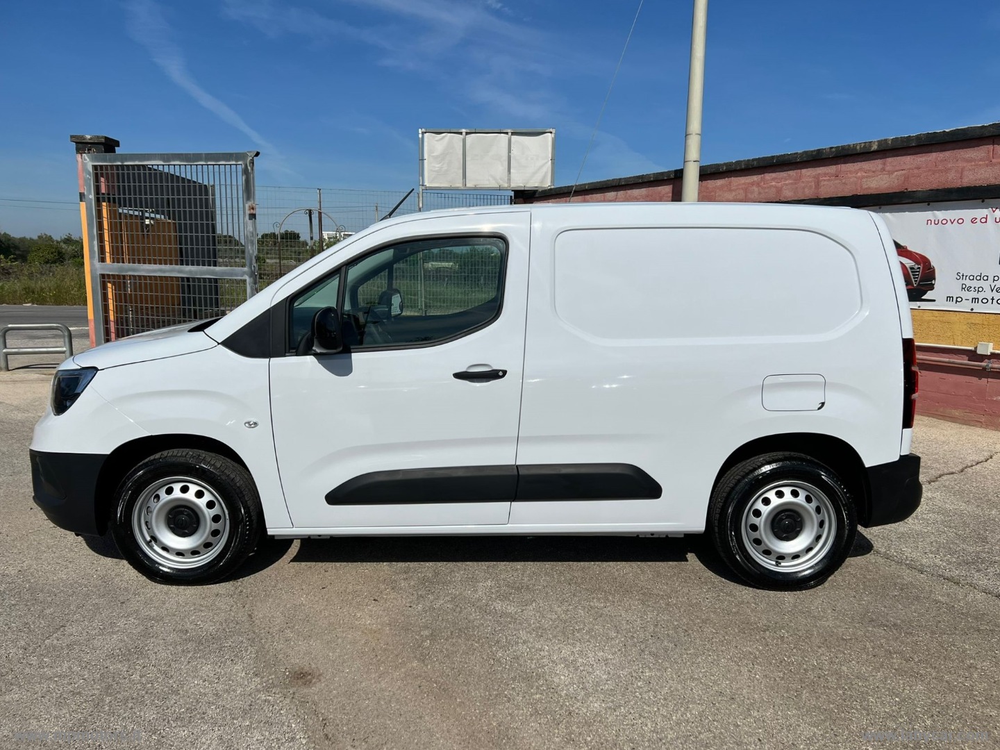 COMBO CARGO 1.5 D 100CV - immagine 8
