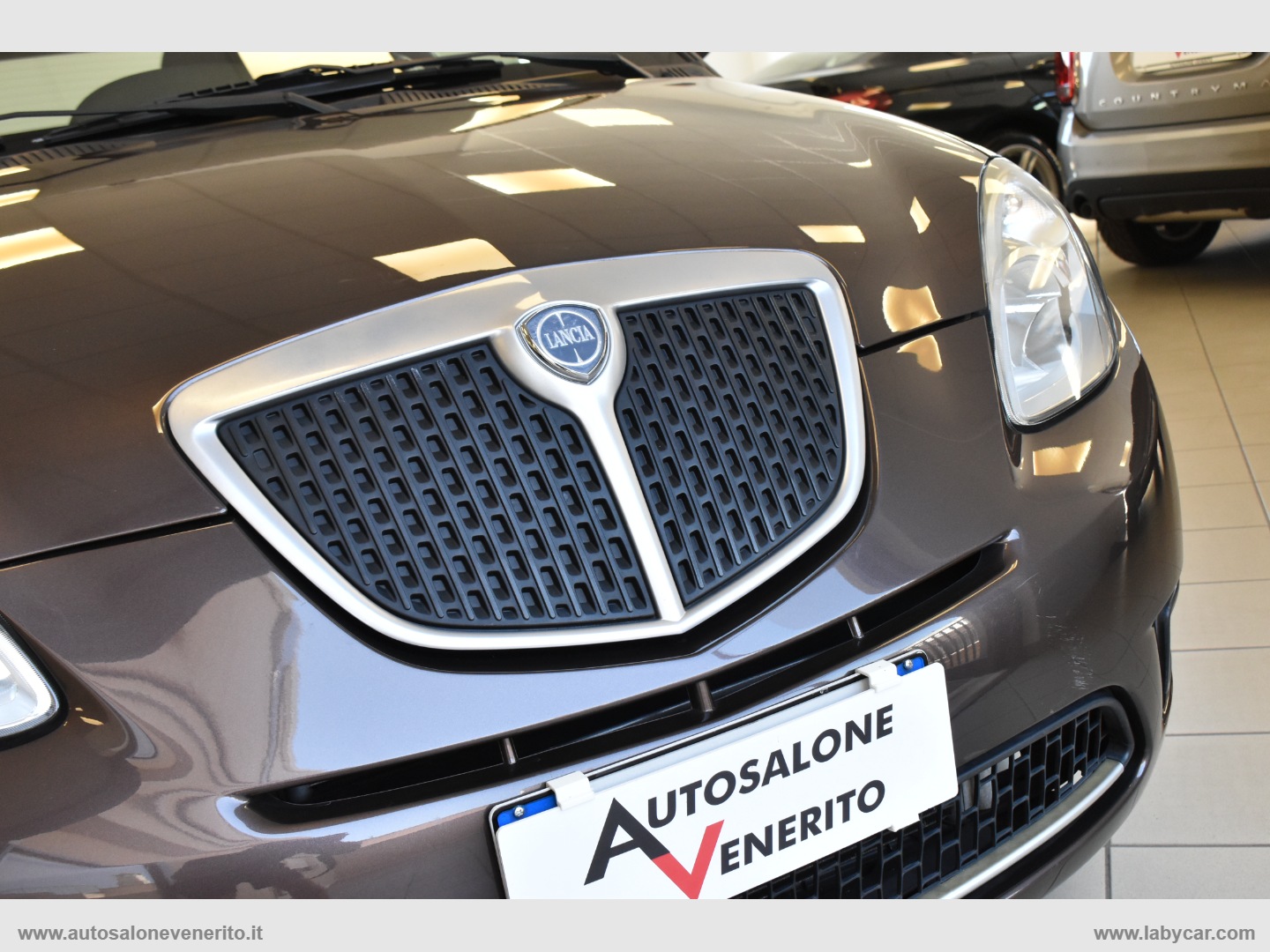Ypsilon 1.2 Versus - immagine 8