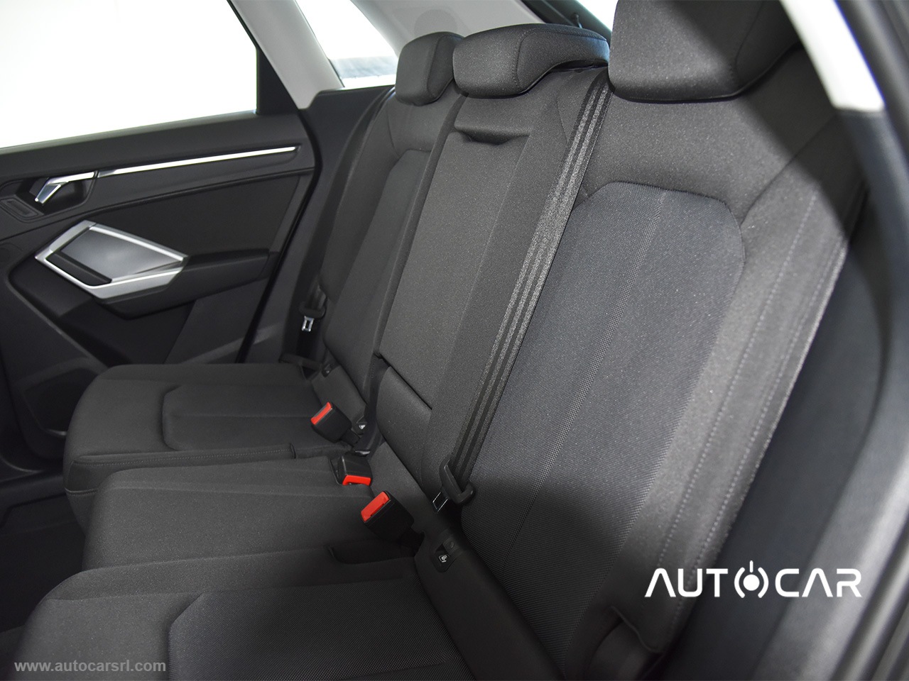 Q3 35 2.0 TDI quattro Business Advanced - immagine 8