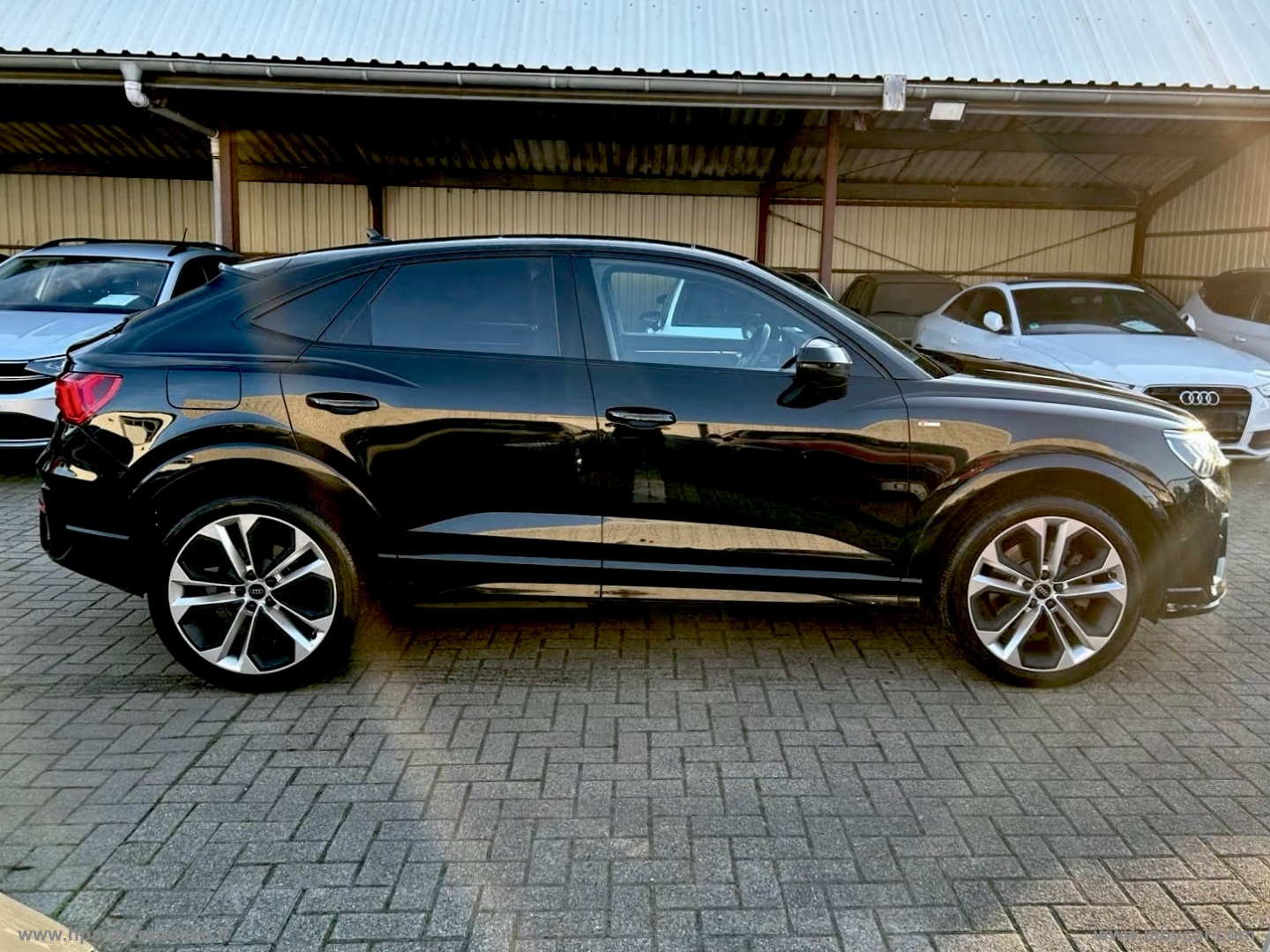 Q3 SPORTBACK 2.0TDI 200CV S-tronic S-LINE TETTO MATRIX SONOS RETROCAMERA - immagine 8