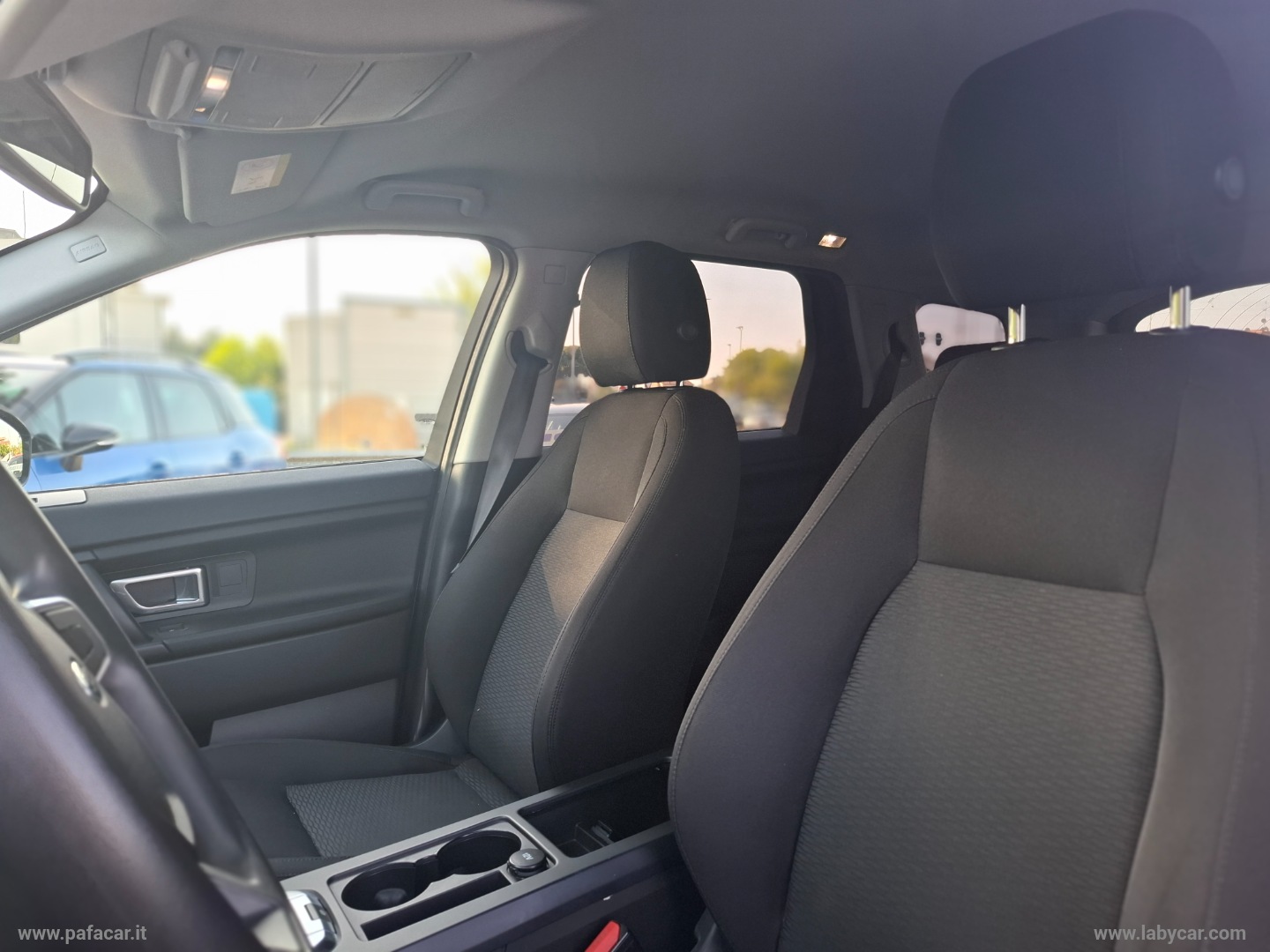 Discovery Sport 2.0 TD4 150 CV Pure - immagine 8