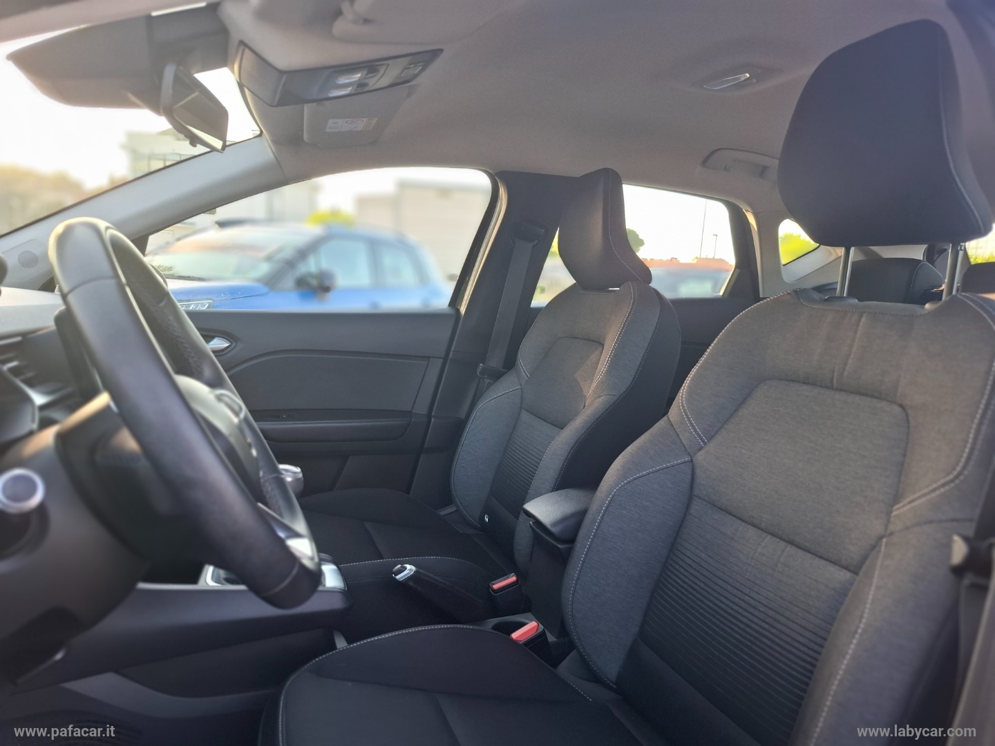 Captur Blue dCi 8V 95 CV Zen - immagine 8