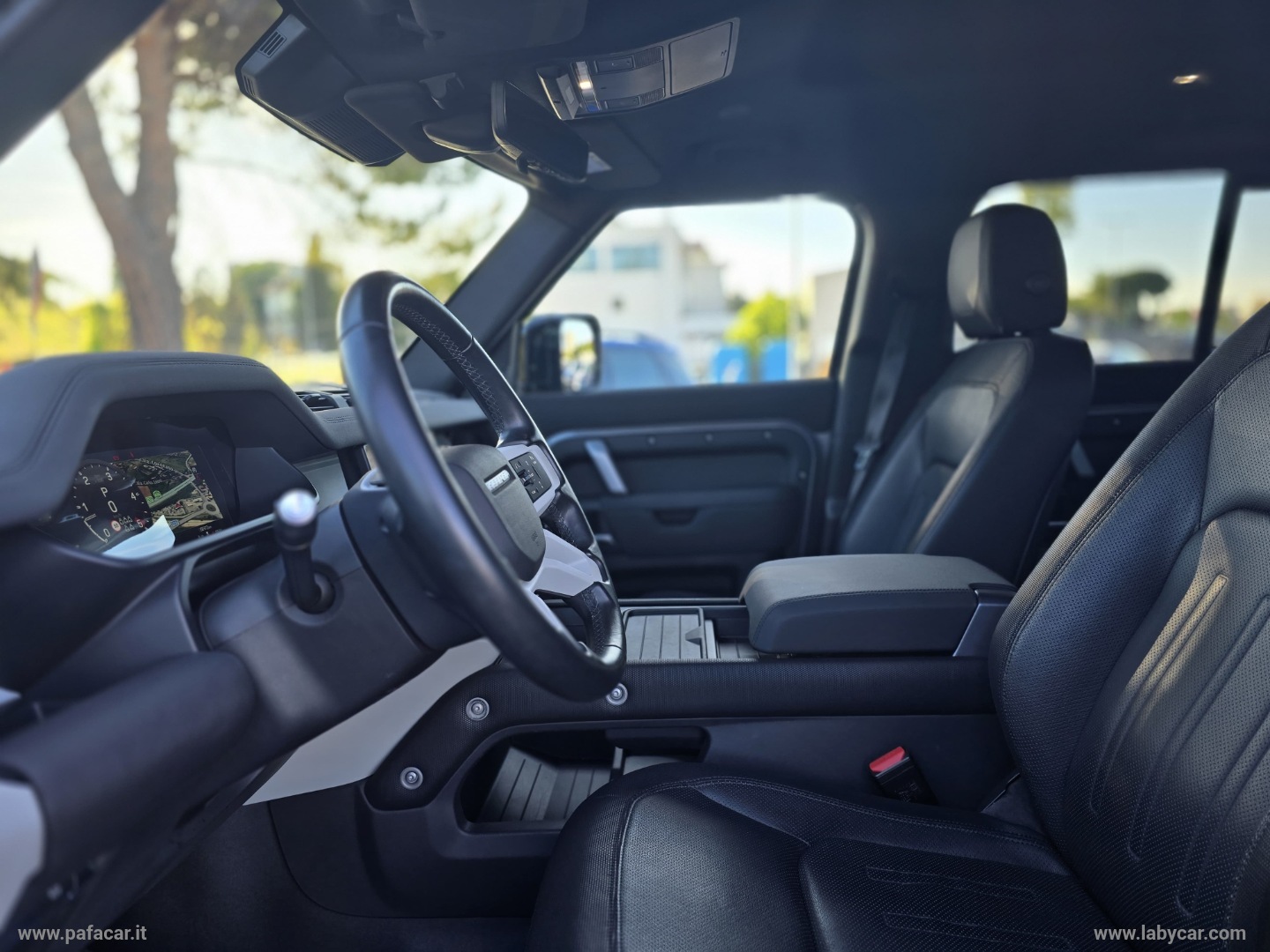 Defender 110 3.0D I6 250 CV X-Dynamic S - immagine 8