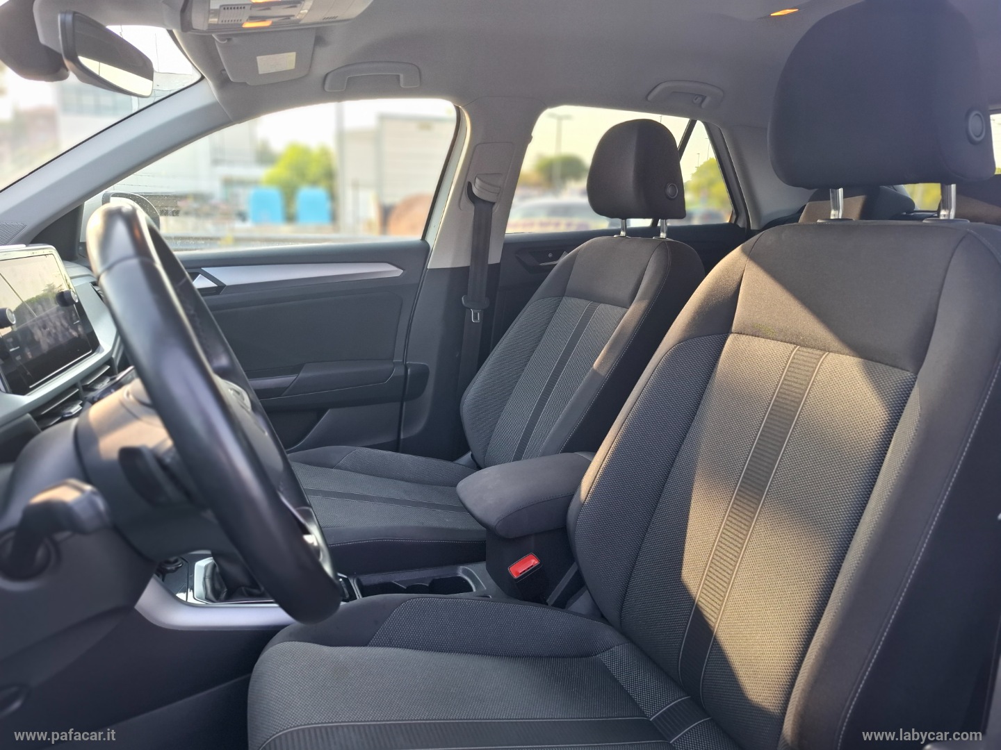 T-Roc 1.5 TSI ACT DSG Life - immagine 8