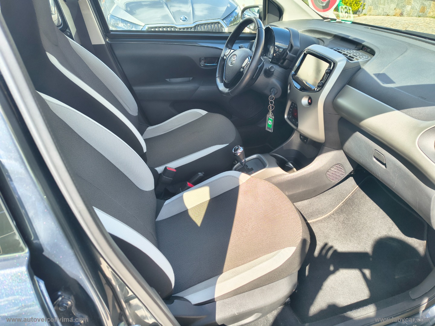 Aygo 1.0 VVT-i 69 CV 5p. x-play TSS MMT - immagine 8