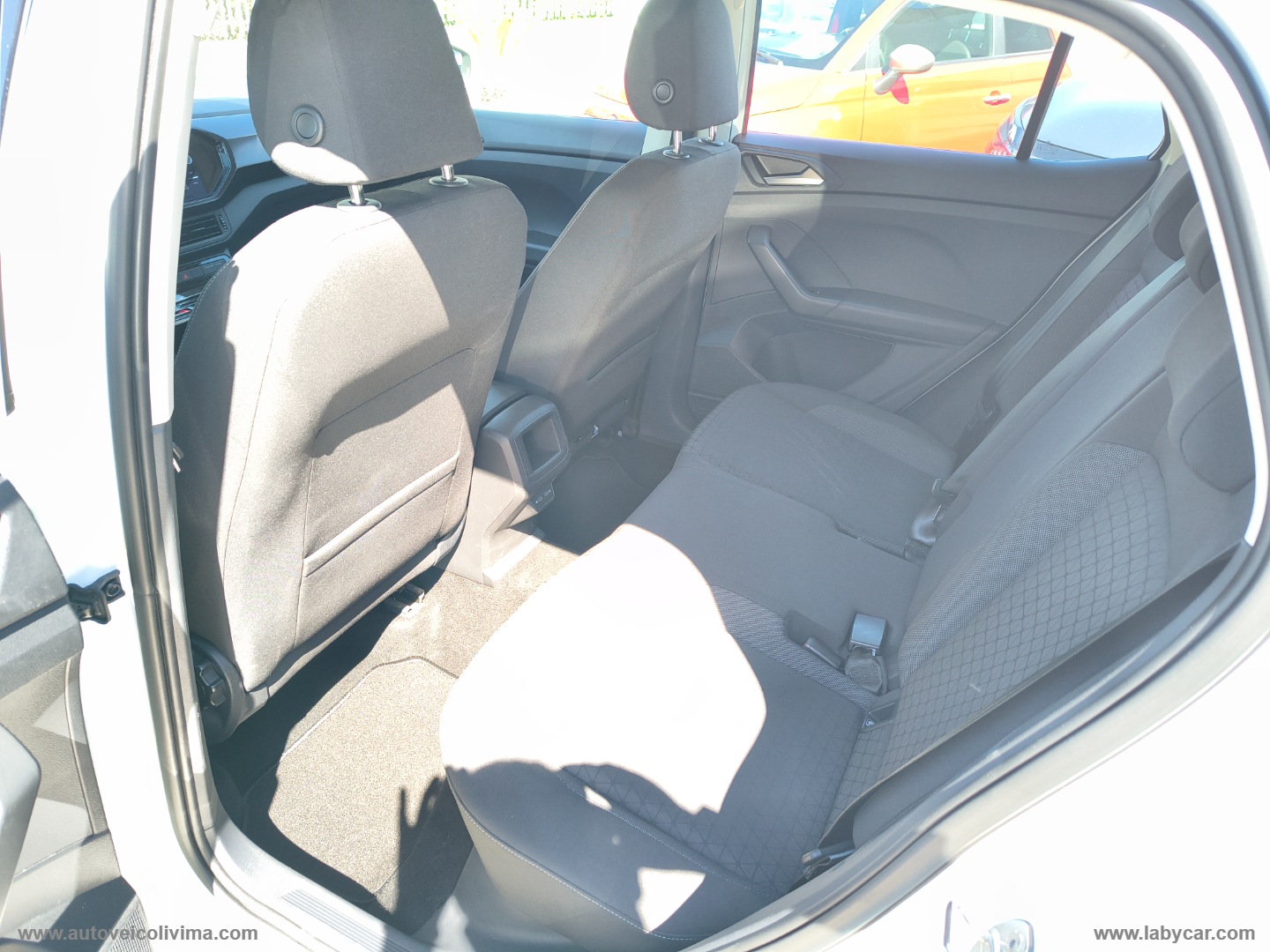 T-Cross 1.0 TSI 110 CV Advanced - immagine 8