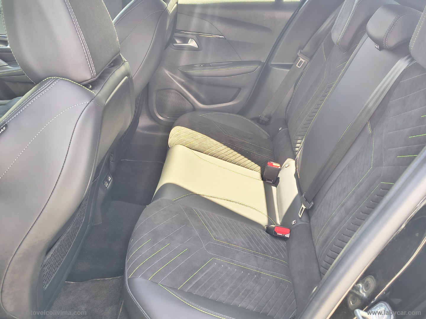208 Hybrid 136 e-DCS6 GT - immagine 8