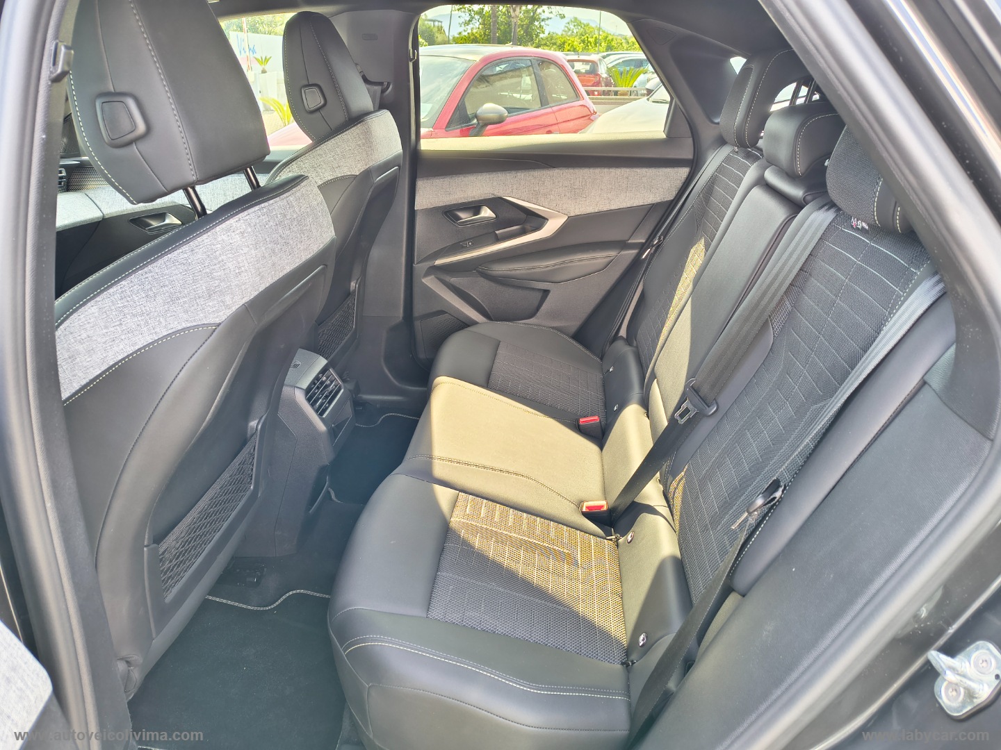 3008 Hybrid 145 e-DCS6 GT - immagine 8