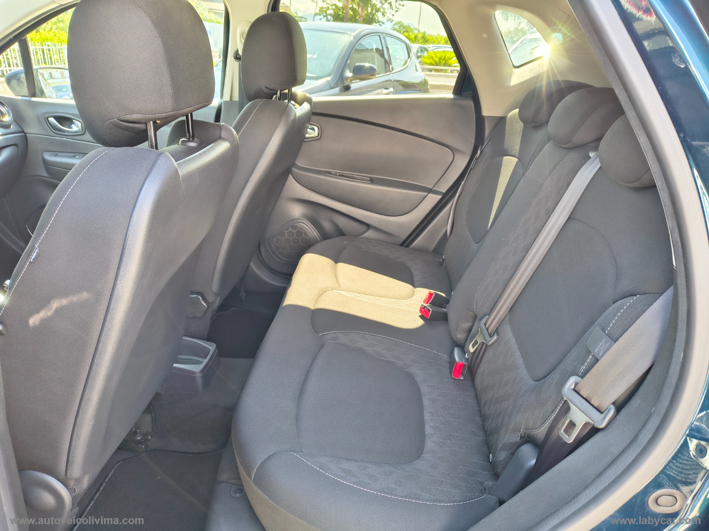 Captur TCe 12V 90 CV Business - immagine 8