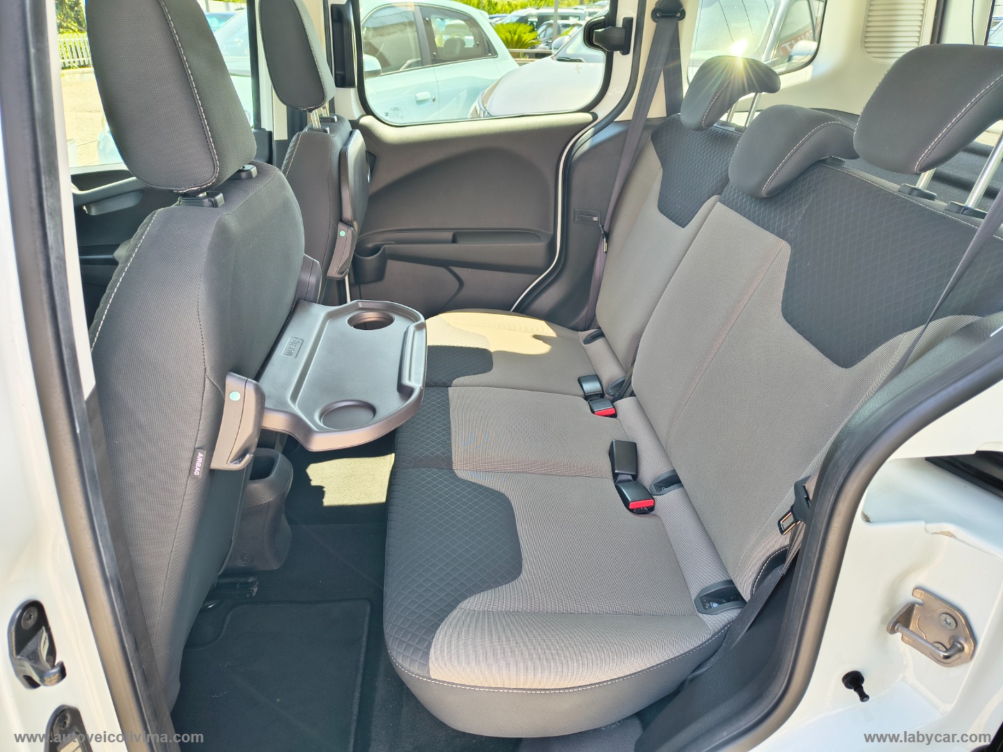 Tourneo Courier 1.5 TDCI 75 CV S&S Plus - immagine 8