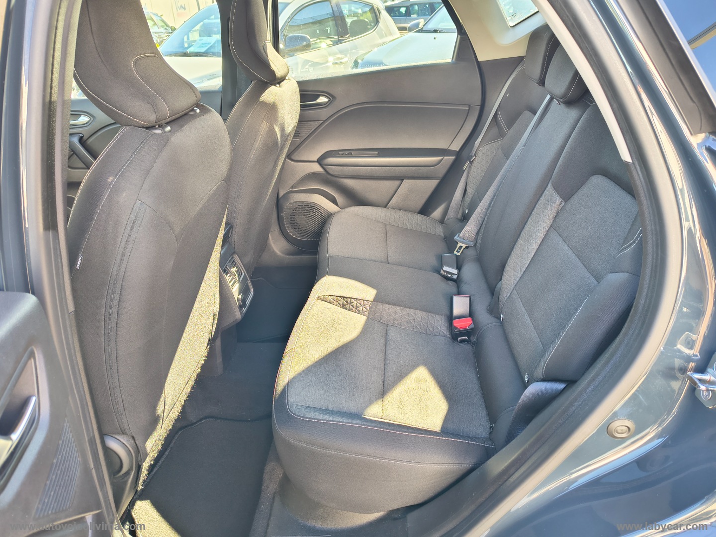 Captur TCe 12V 100 CV GPL Zen - immagine 8