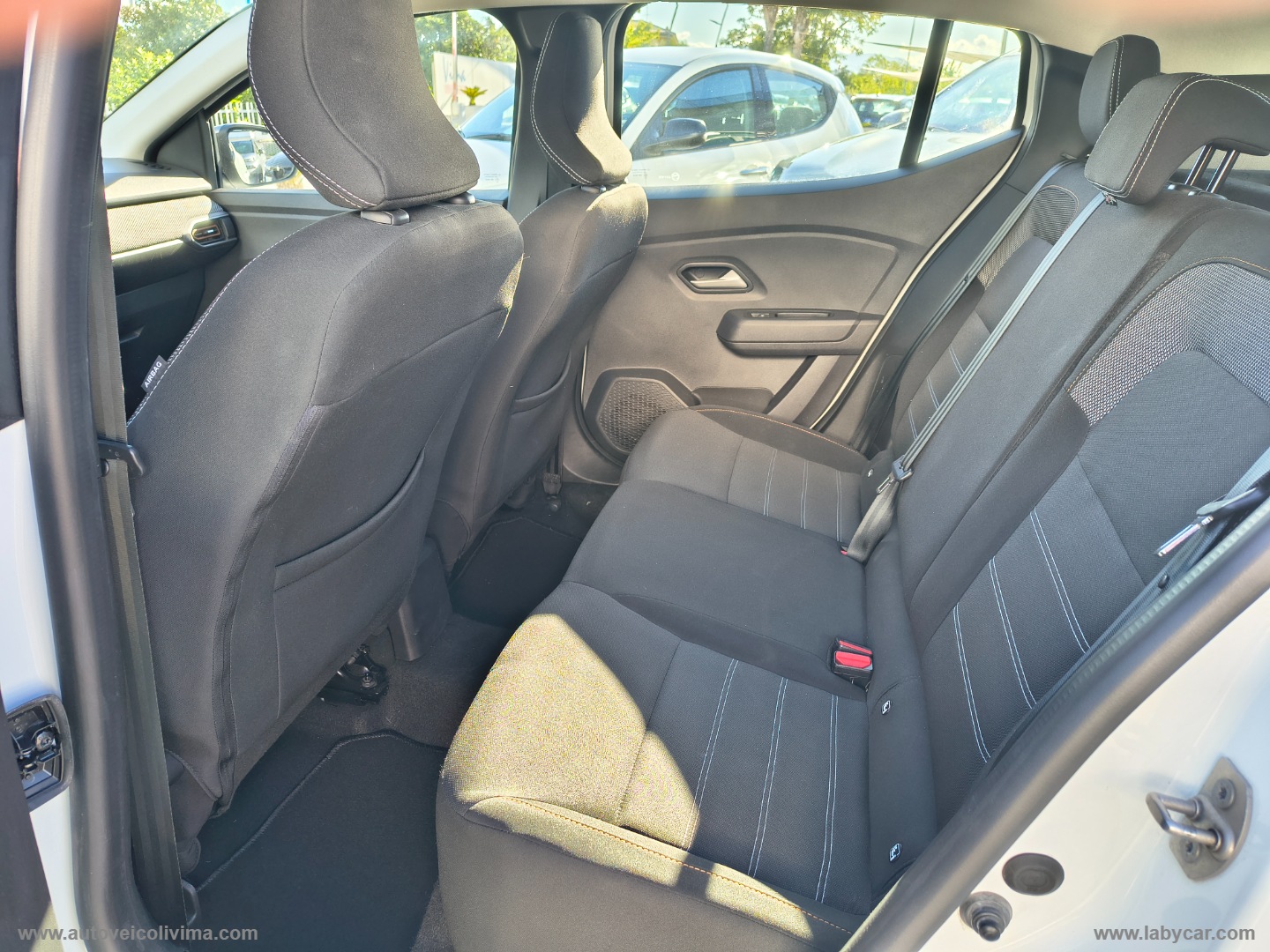 Sandero Stepway 1.0 TCe ECO-G Expression - immagine 8