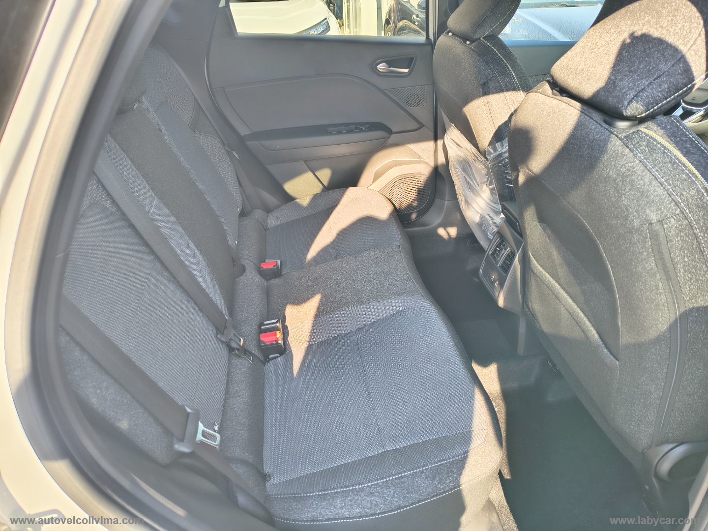 Captur Eco-G 120 CV Techno KM 0 ITALIA - immagine 8