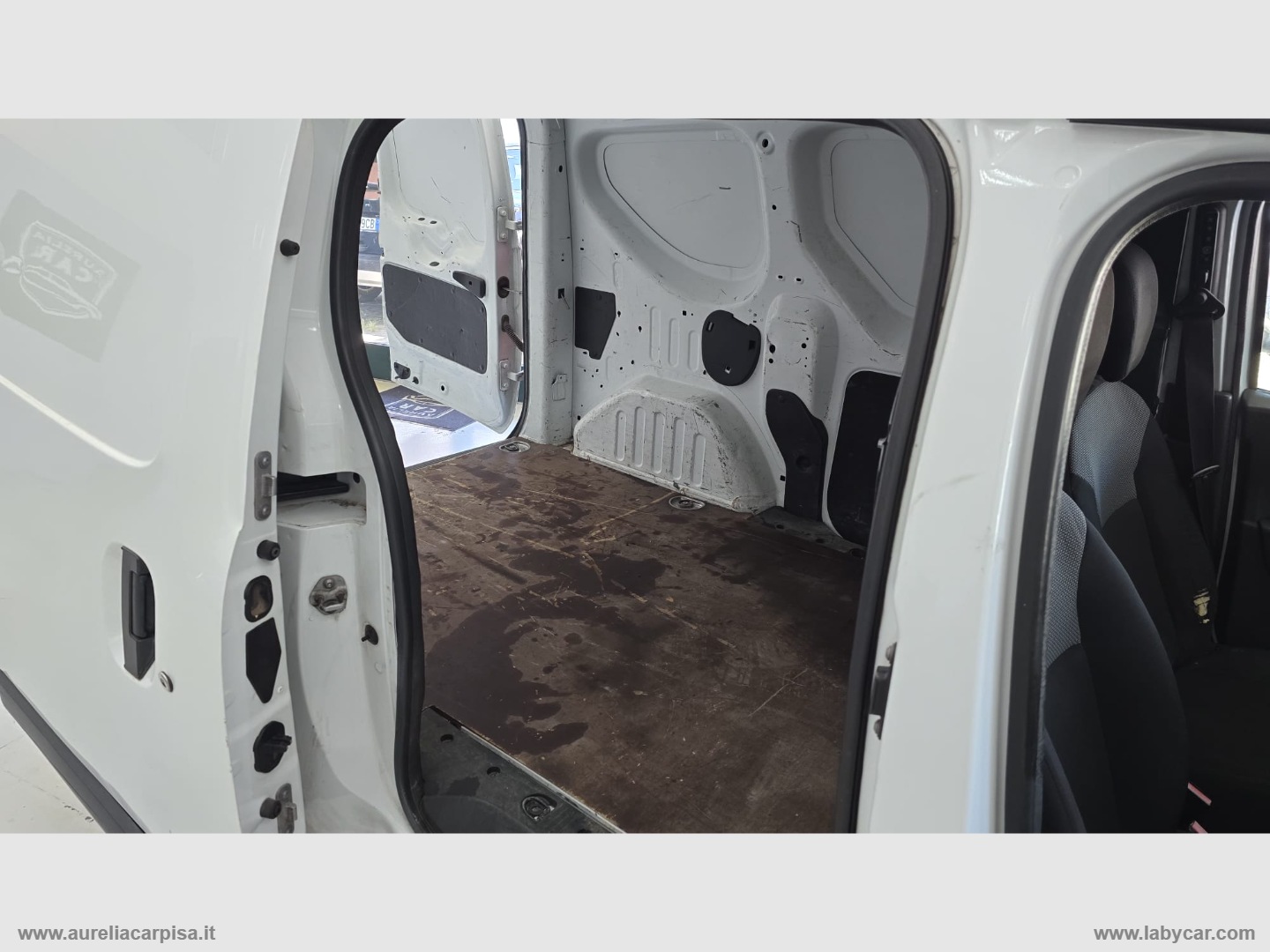 Dokker 1.5 dCi 8V 90 CV S&S Furgone - immagine 8