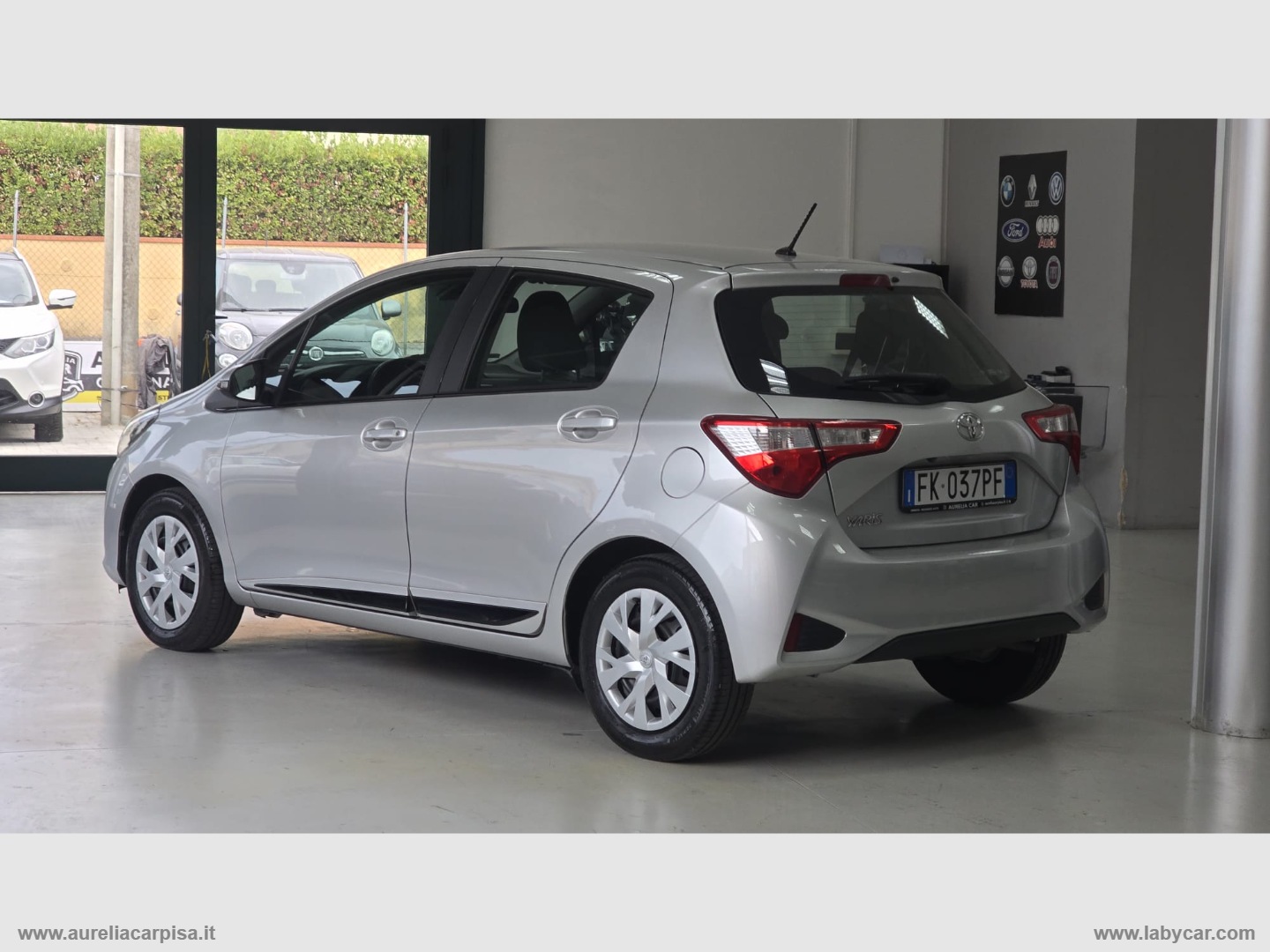 Yaris 1.0 5p. Active - immagine 8