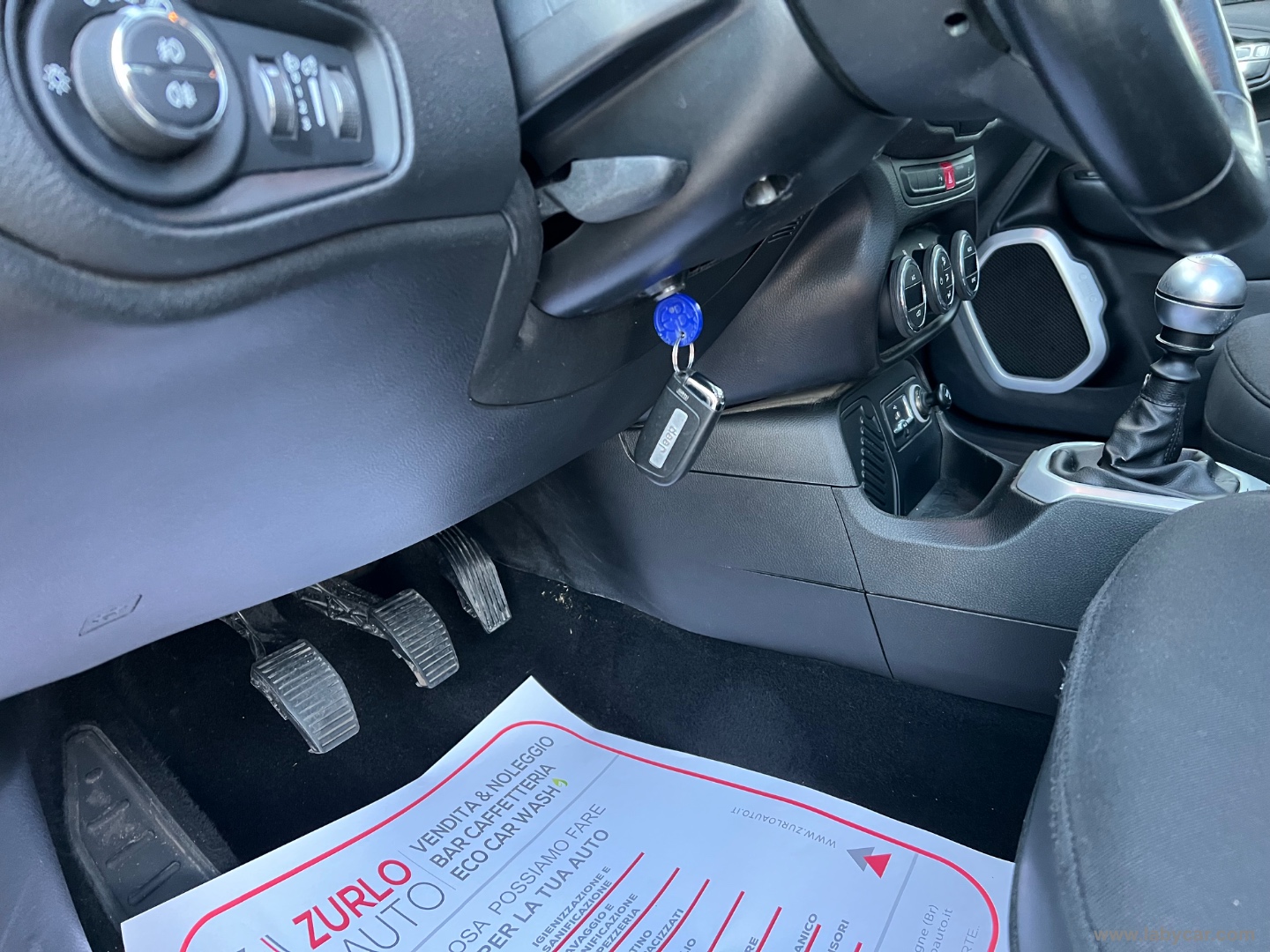 Renegade 1.6 Mjt 120CV Limited + TETTO APRIBILE - immagine 8