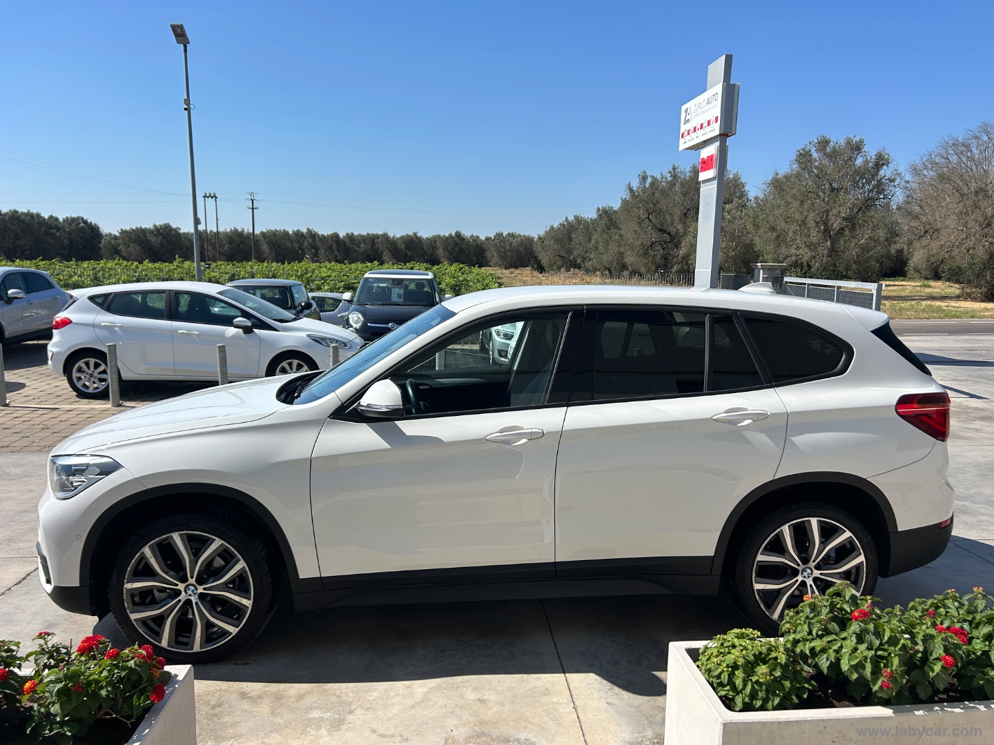 X1 xDrive18d Sport - immagine 8