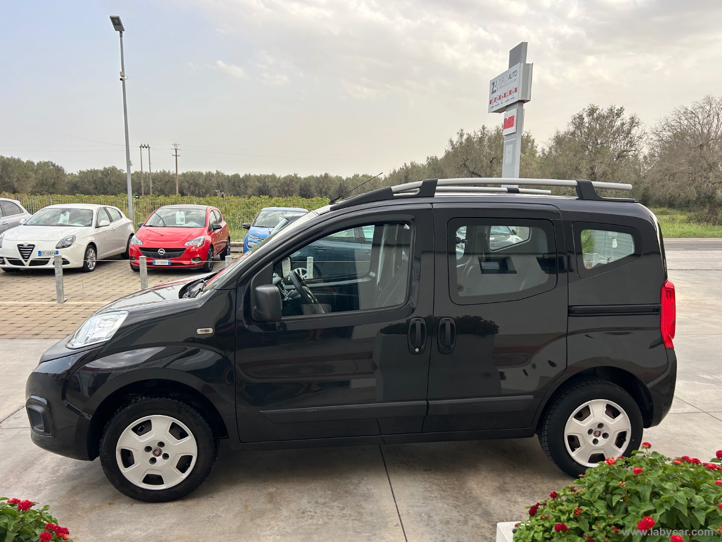 QUBO 1.4 8V 77 CV Easy - immagine 8