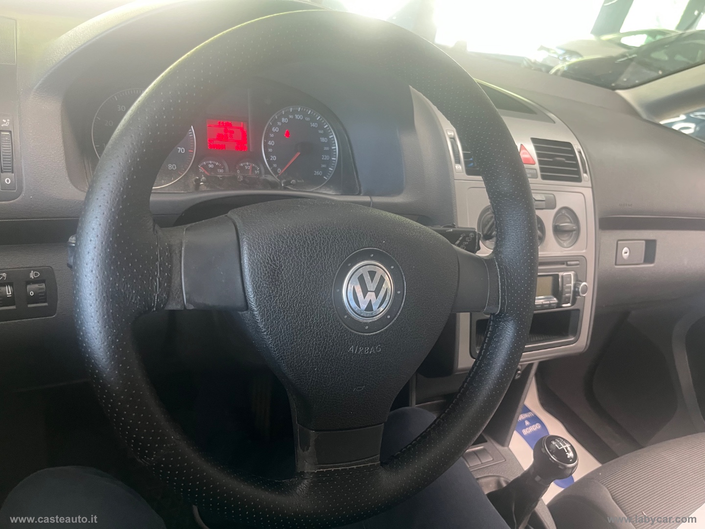 Touran 2.0 Conceptline Ecofuel 7 POSTI - immagine 8