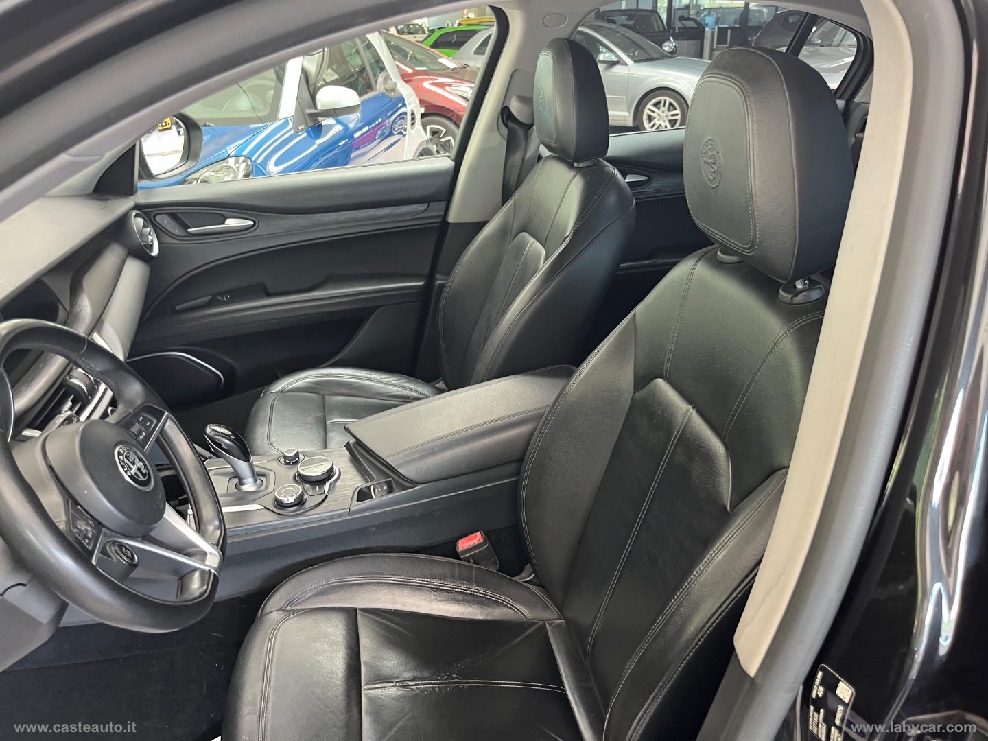 Stelvio 2.2 T.diesel 210 CV AT8 Q4 Exec. - immagine 8