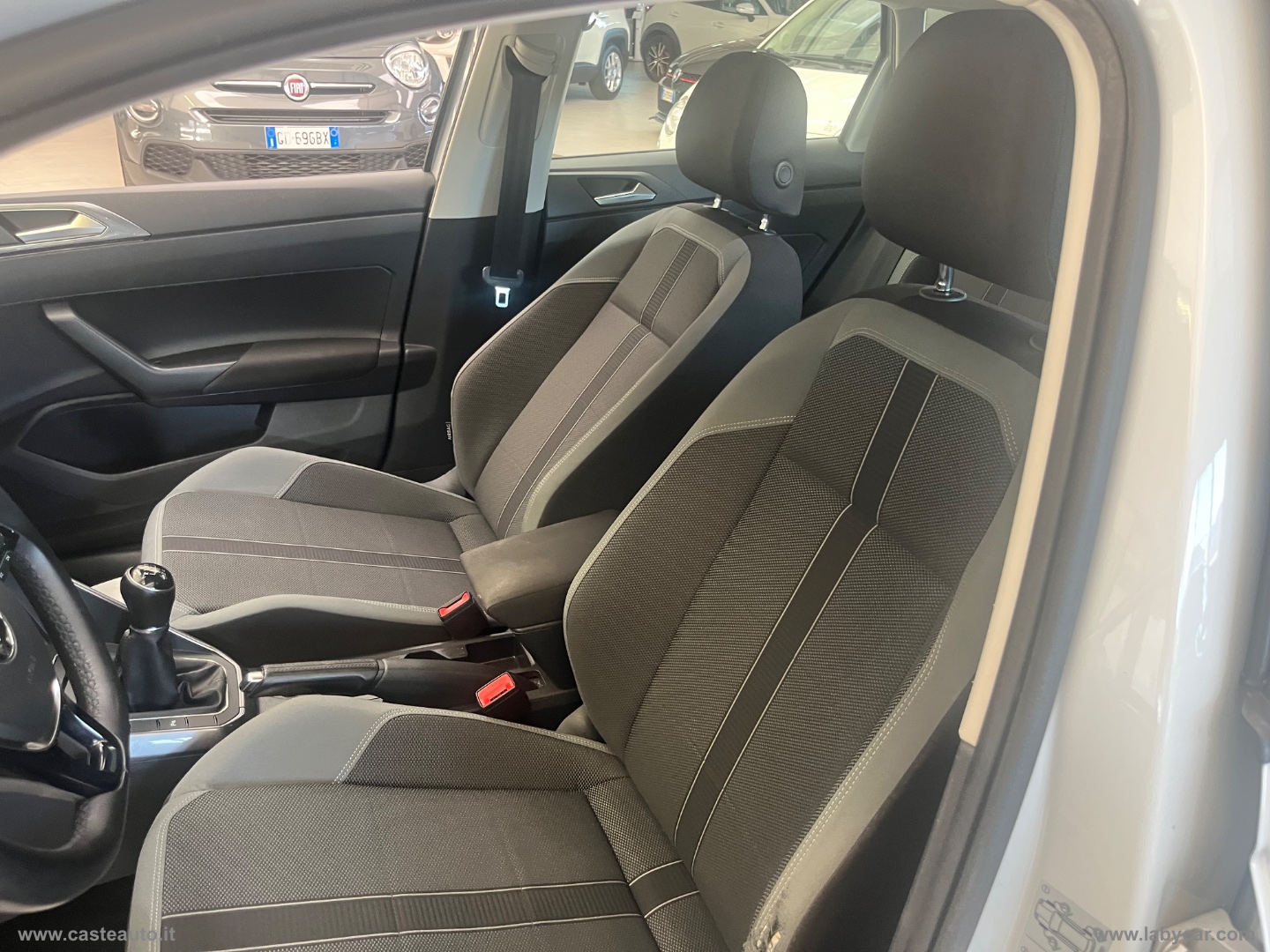Polo 1.6 TDI 95CV 5p. Highline R-LINE BMT - immagine 8