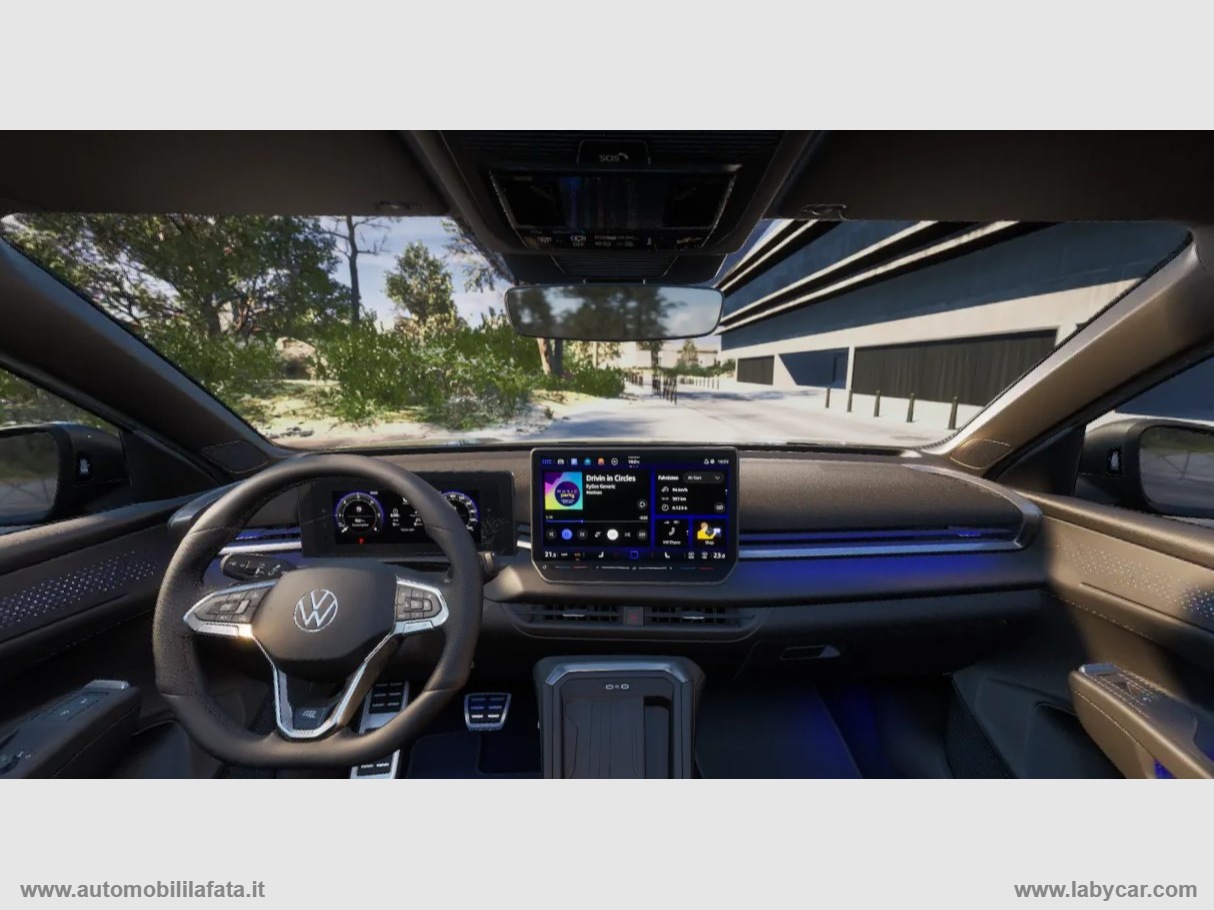 T-Roc 1.5 eTSI ACT 150 CV DSG R-Line KM ZERO - immagine 8