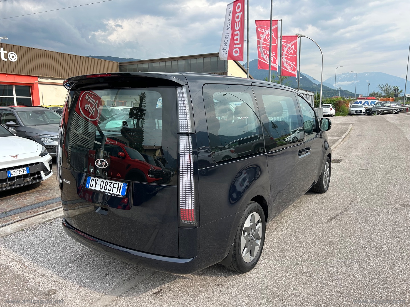 Staria 2.2 AT 2WD 9 posti Wagon DIESEL - immagine 8