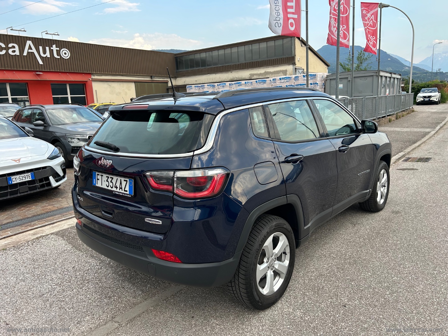 Compass 2.0 Mjt II aut. 4WD Longitude - immagine 8