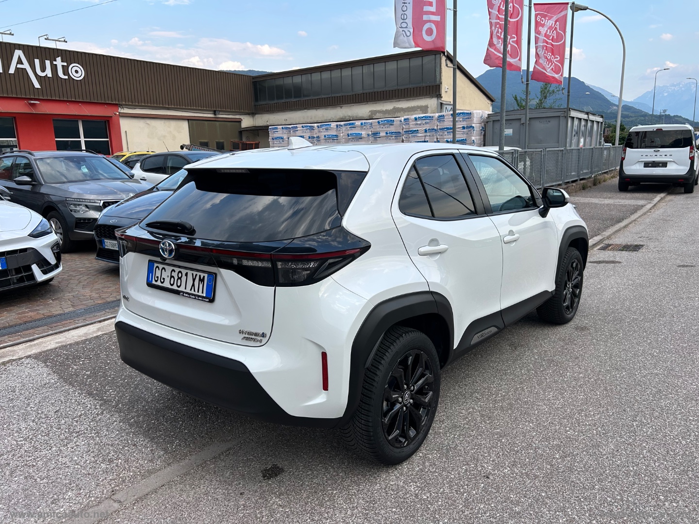 Yaris Cross 1.5 Hyb. 5p. E-CVT AWD Trend - immagine 8