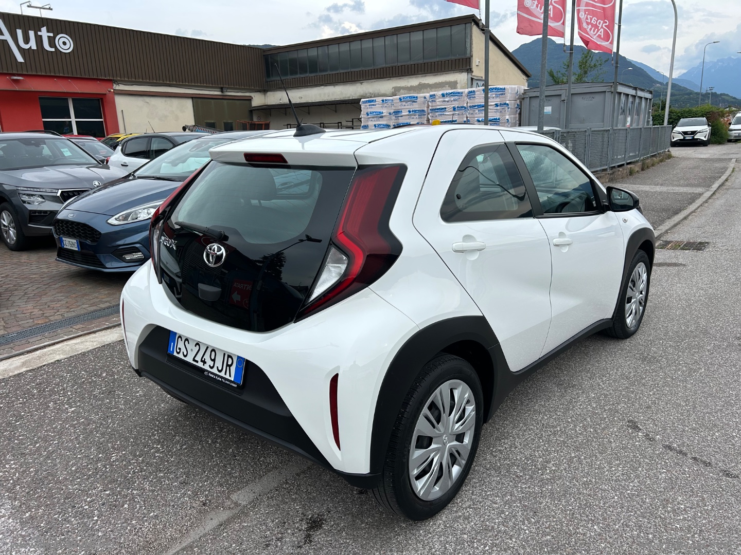 Aygo X 1.0 VVT-i 72 CV 5p. Active - immagine 8