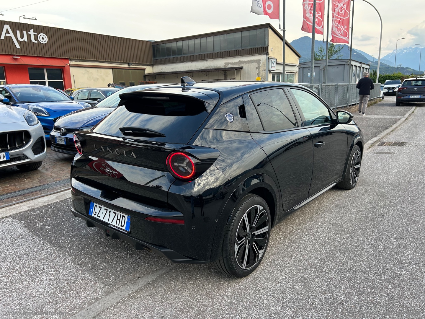 Ypsilon Hybrid e-DCT LX - immagine 8