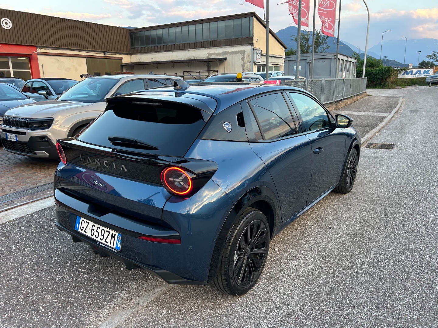 Ypsilon Hybrid e-DCT Ed.Limitata Cassina - immagine 8